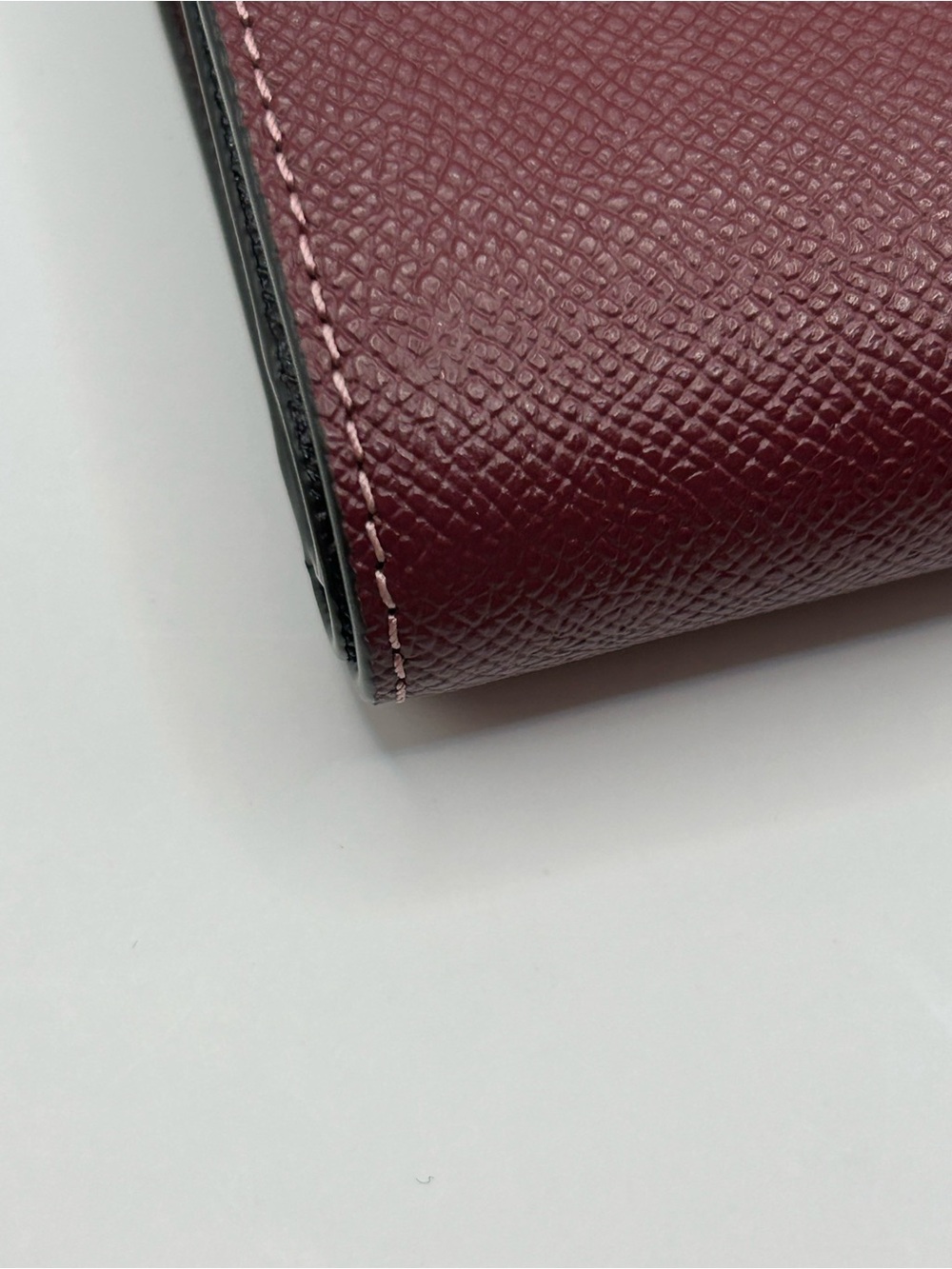 Coach Cross Grain Leather Corner Zip Wallet - Picture 10 of 10
